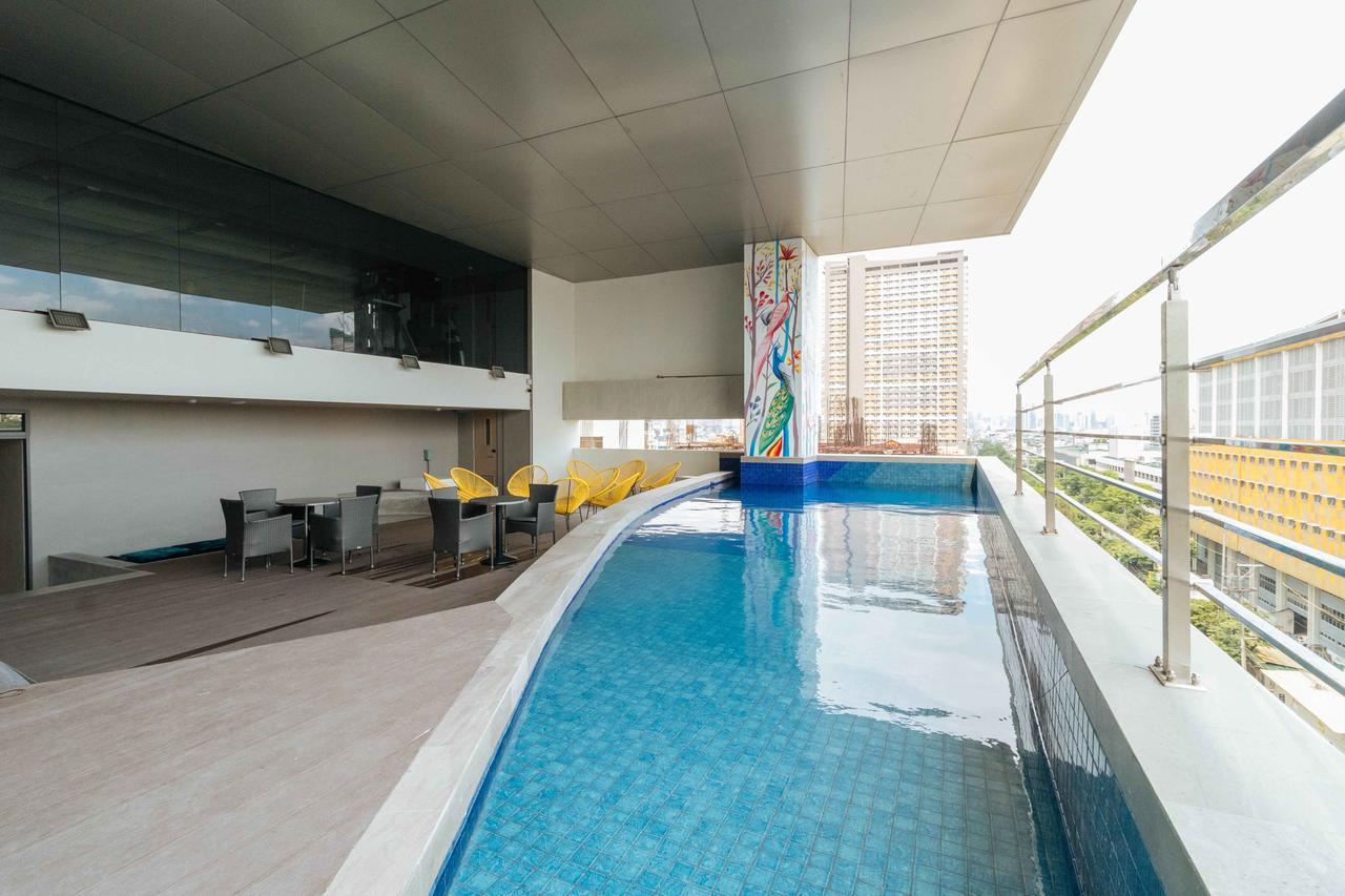 Отель Reddoorz Premium Near Ust Hospital Манила Экстерьер фото
