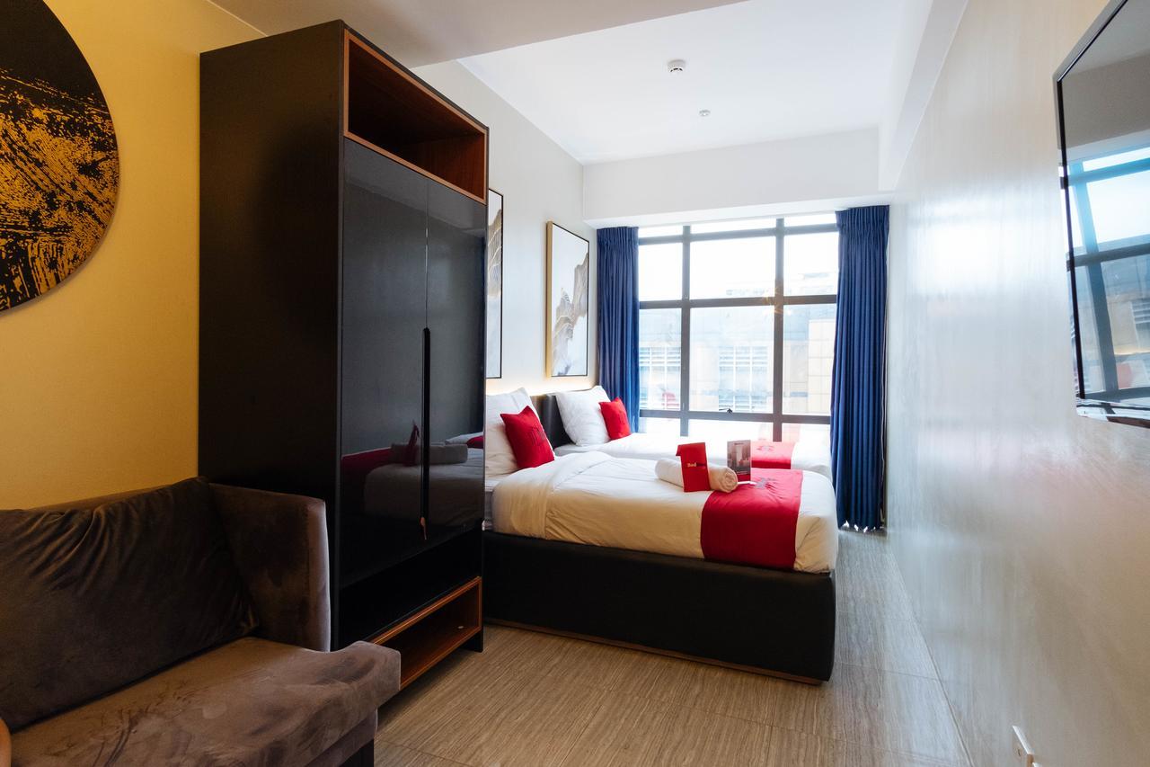 Отель Reddoorz Premium Near Ust Hospital Манила Экстерьер фото
